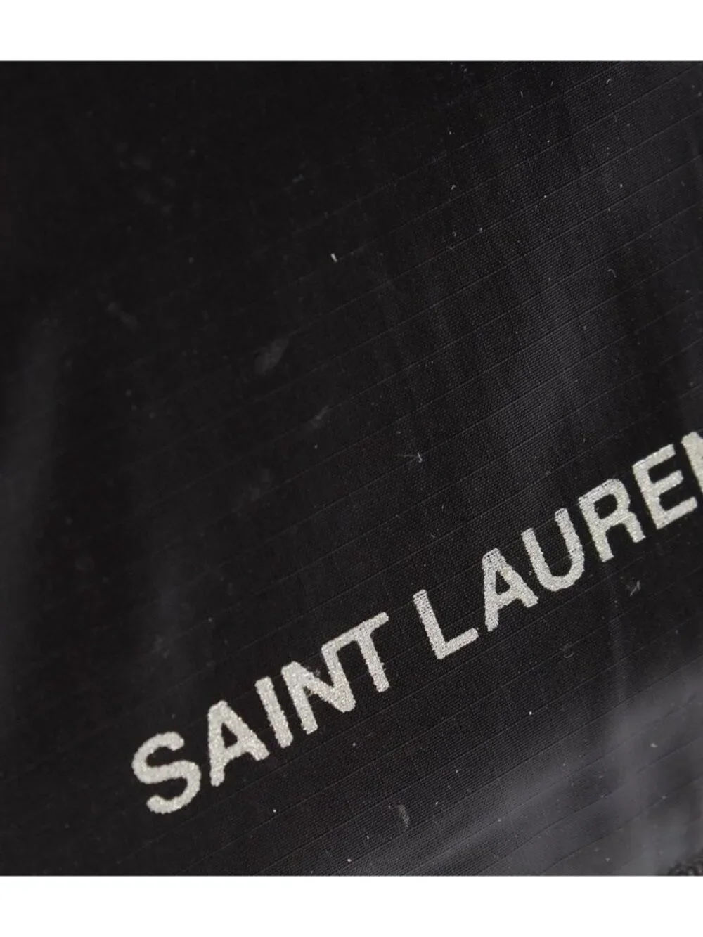Saint Laurent Paris Trifold Wallet Chain Nuxx Shoulder Bag